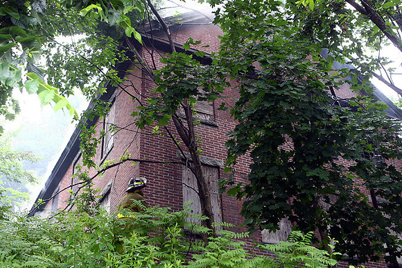 Vacant04.JPG