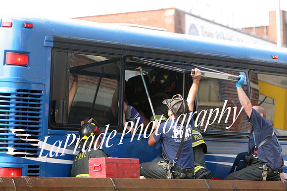 Bus04.jpg