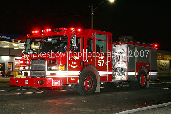 Comm025.jpg