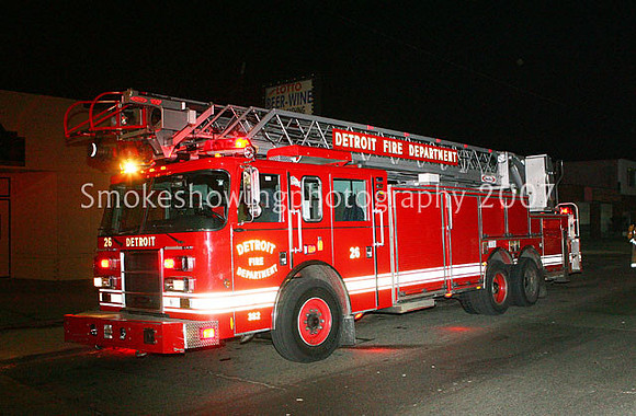 Comm023.jpg