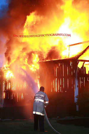 Barn24.JPG